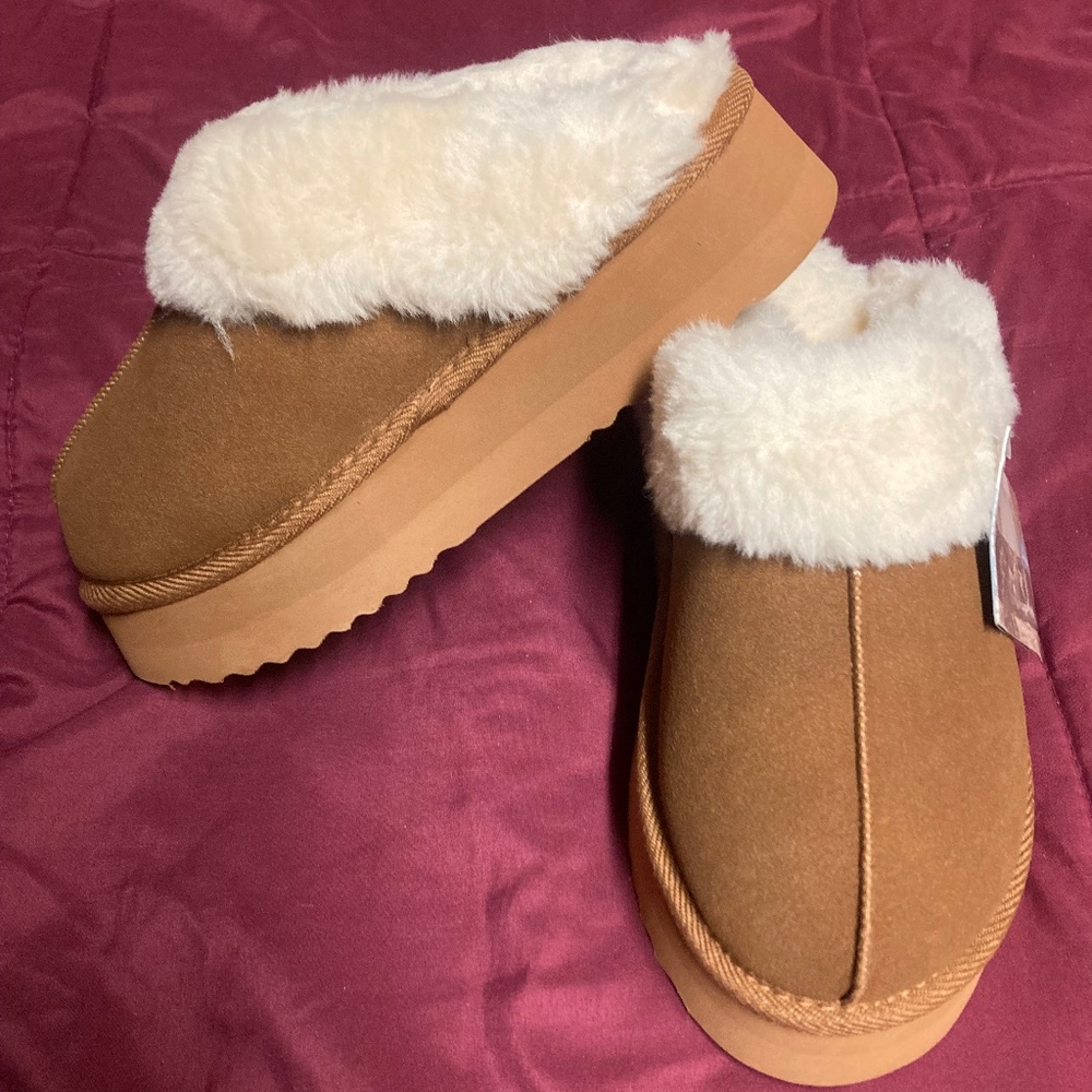 Fleece Lined Indoor/Outdoor Fall/Winter Platform Slippers